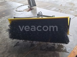 Online aukce: JOHN DEERE  60 BROOM