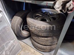 Online aukce:  ALU KOLA HYUNDAI-PNEU BRIDGESTONE 235/60 R16