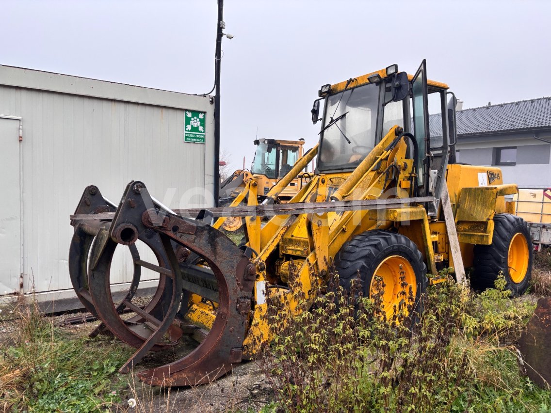 Online auction: JCB  415