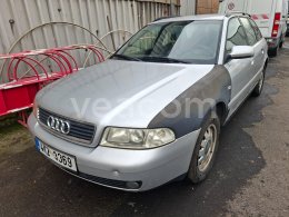 Online aukce: AUDI  A4