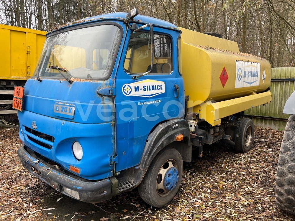 Online árverés: AVIA  A 75-K-CAB-03