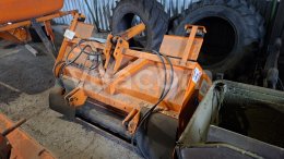 Online aukce:   TRAKTOROVÝ SYPAČ TS 1000