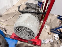 Online aukce:   KOZMA EKBL BRIKETOVACÍ LIS