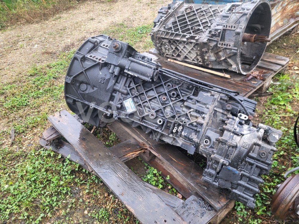 Online auction:  ZF NEW ECOSPLIT 16S2221TD