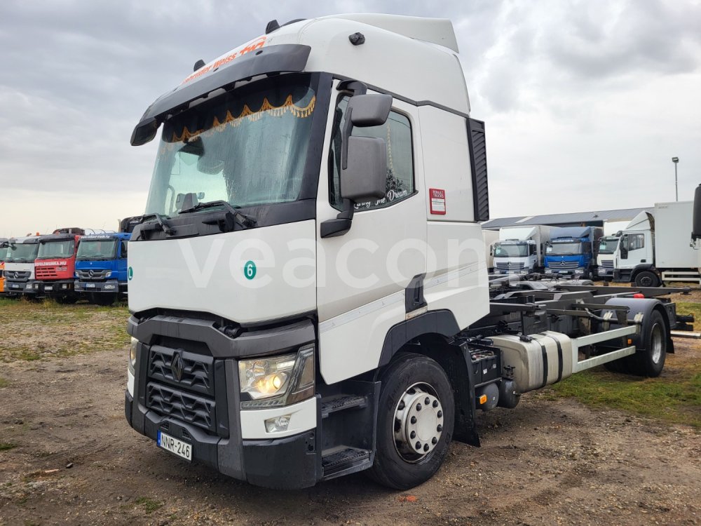 Online auction: RENAULT  T 430
