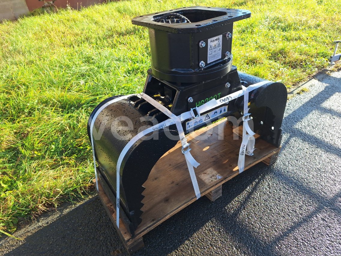 Online aukce:   HANER HG 200T DRAPÁK