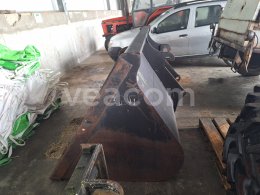 Online aukce:   ČELNÍ LOPATA