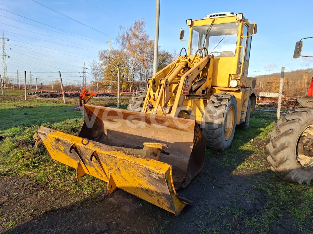 Online auction: HON  UNO 180 4X4