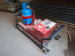 Online auction:   TPS-15 INFRAZÁŘIČ PRO OPRAVY ASFALTOVÝCH POVRCHŮ