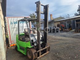Online auction: TOYOTA  GREEN LIFTER 25  7FBMF25