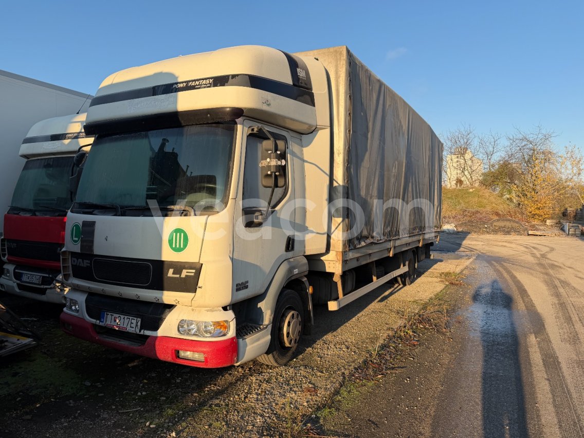 Online auction: DAF  FA LF 45.180
