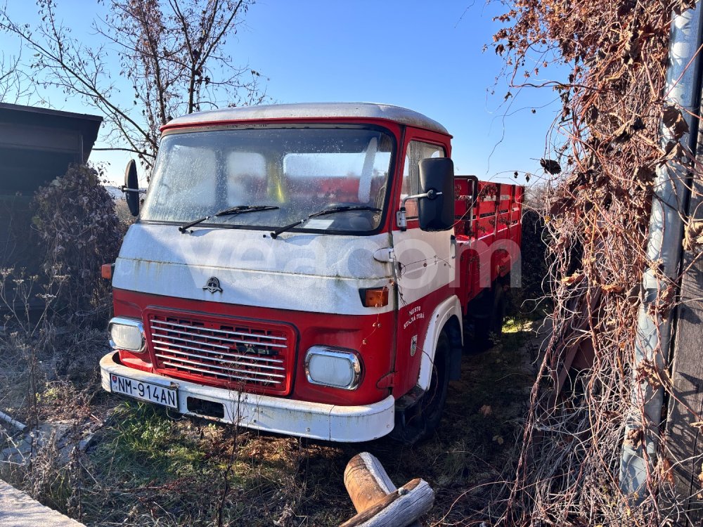 Online auction: AVIA  A 21 N