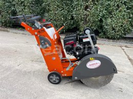 Online aukce: HUSQVARNA  FS400LV