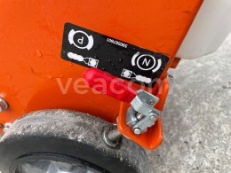 Online aukce: HUSQVARNA  FS400LV