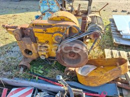 Online auction:   STROJNÍ NŮŽKY NA ARMATURY