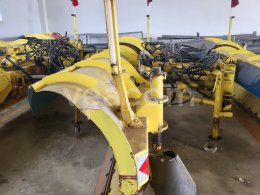 Online auction: MTM  2P 40-50