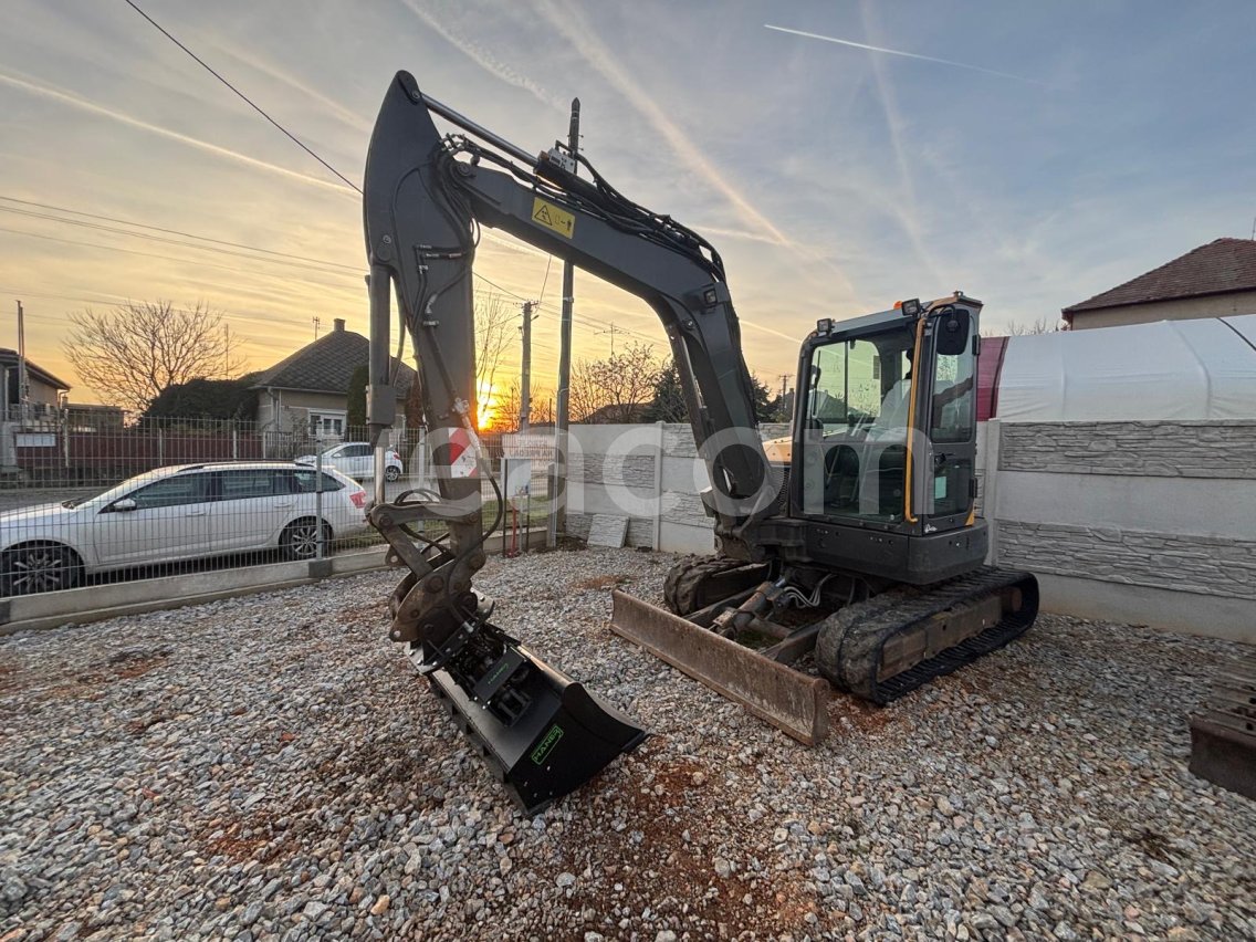 Online auction: VOLVO  ECR 58 D