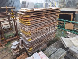 Online auction:   DŘEVĚNÉ PODLÁŽKY NA LEŠENÍ - 100 KUSŮ