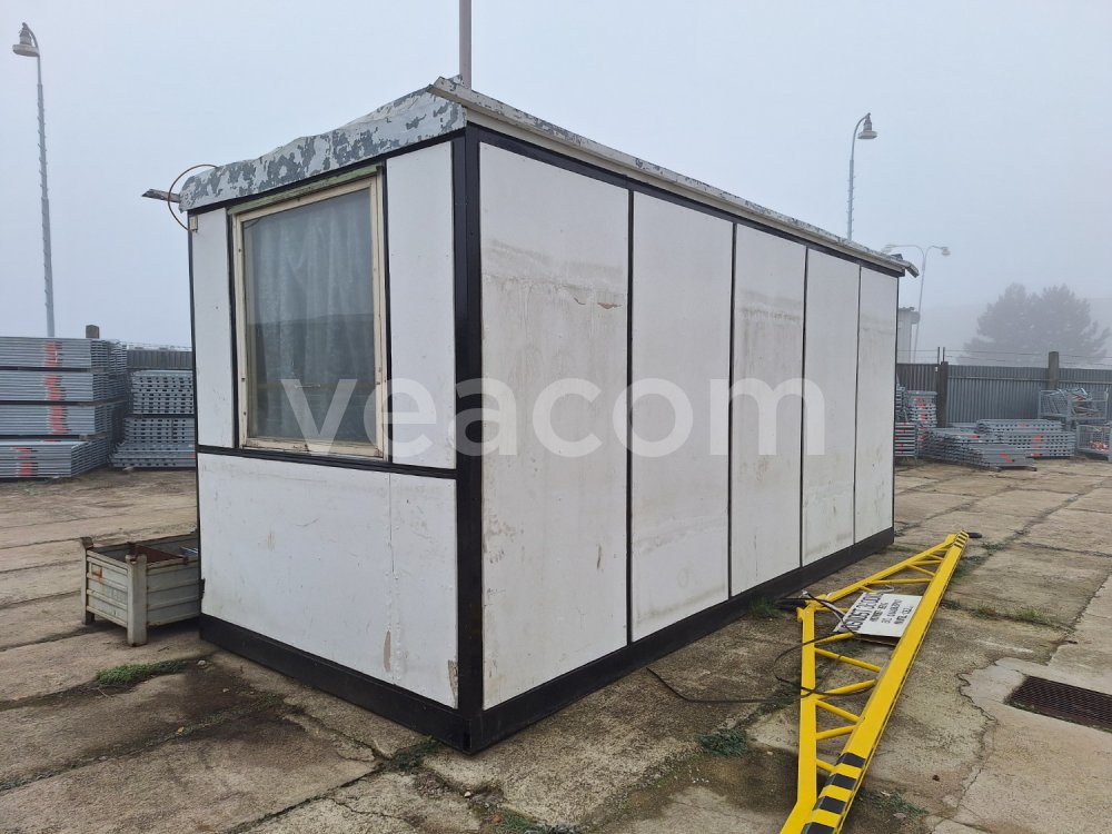 Online auction:  STAVEBNÍ BUŇKA