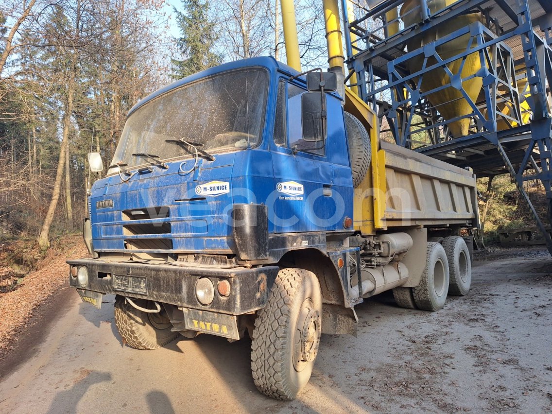 Online aukce:   T815 6X6 S3