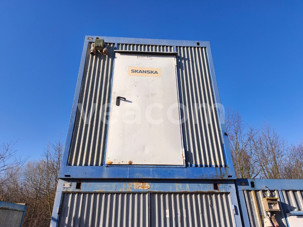 Online auction:  KONTEJNER - WC