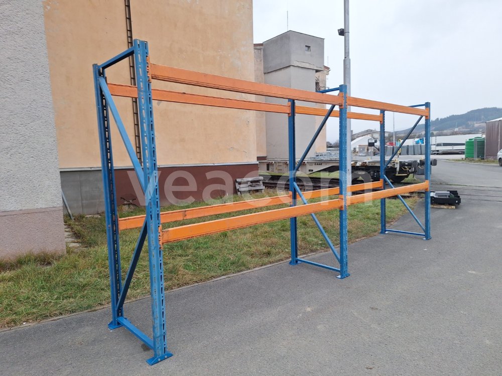 Online auction:  REGÁLY