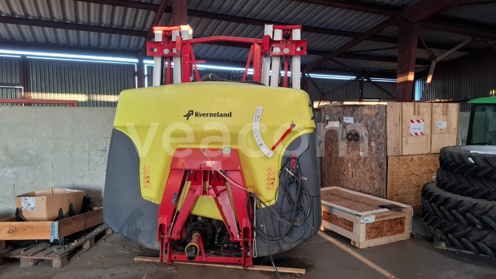 Online auction: KVERNELAND  IXTER B 1300