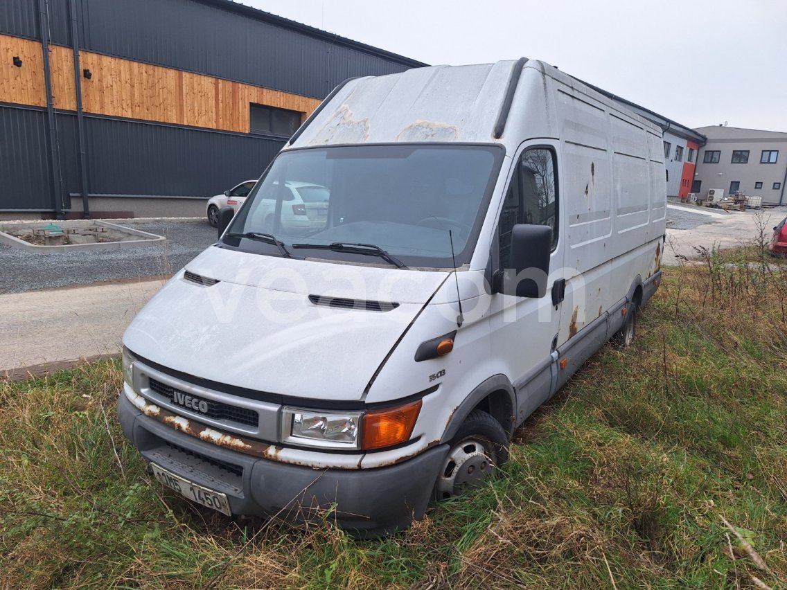 Online auction: IVECO  DAILY 35C13