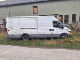 Online auction: IVECO  DAILY 35C13