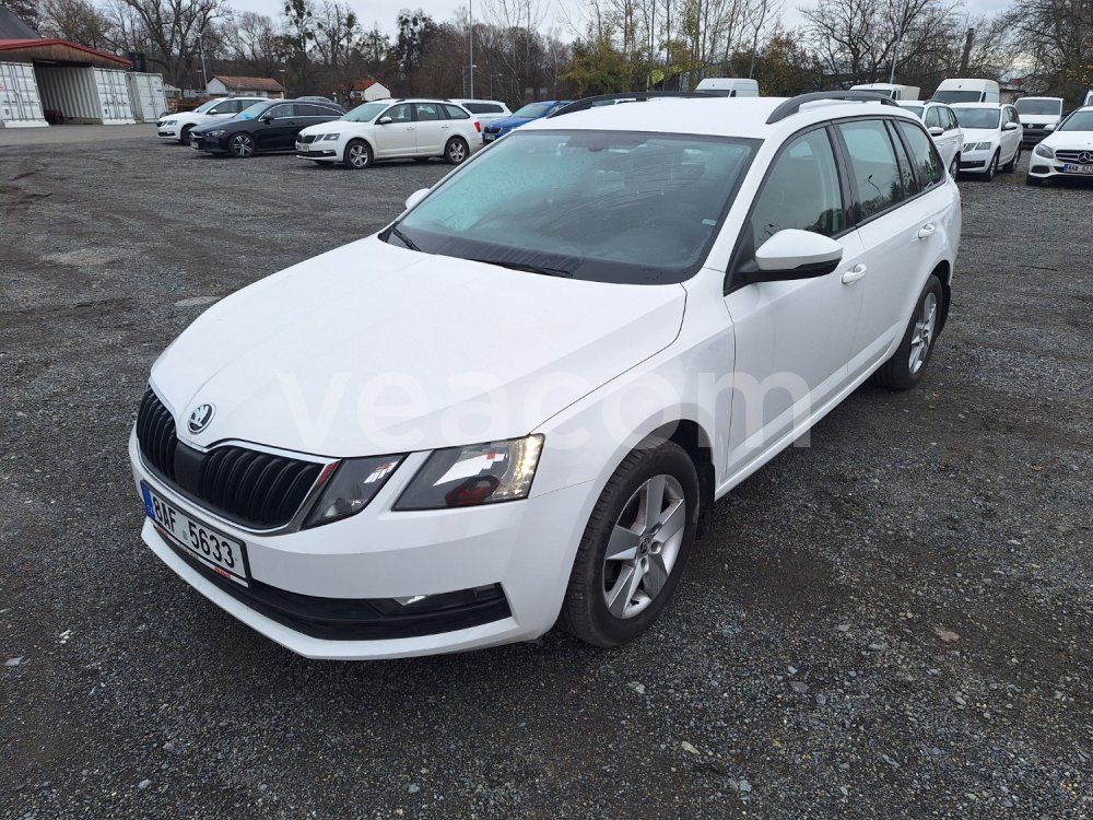Online auction: ŠKODA  OCTAVIA