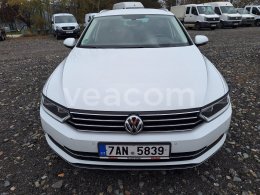Online auction: VOLKSWAGEN  PASSAT