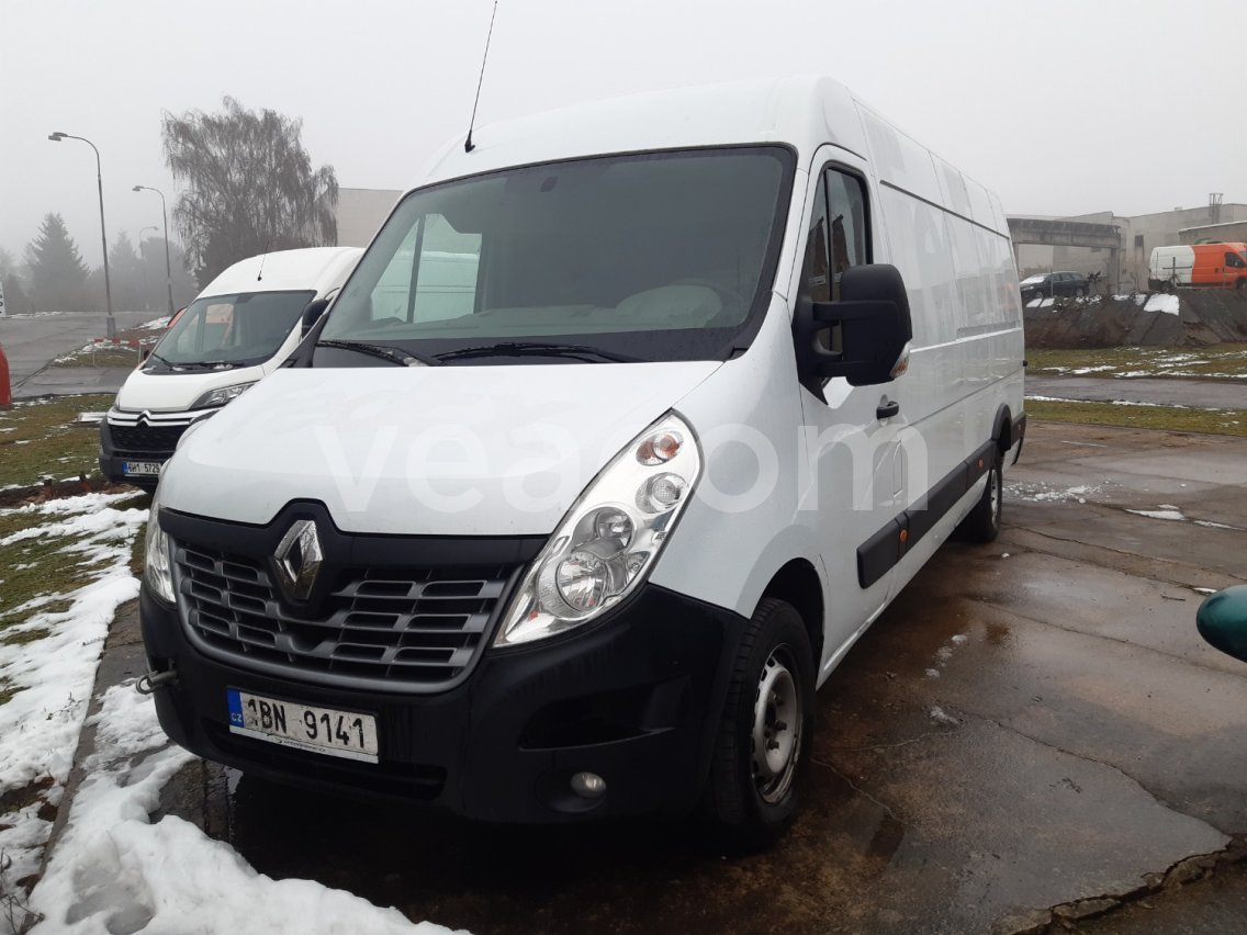 Online-Versteigerung: RENAULT Master 