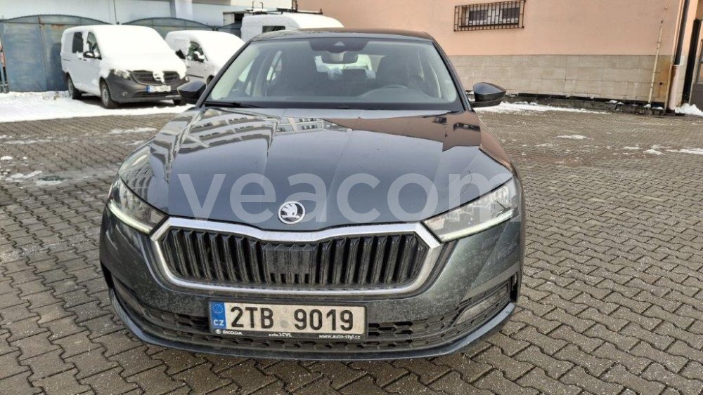 Online auction: ŠKODA  OCTAVIA