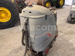 Online aukce:   COMAC FLEXY 85B