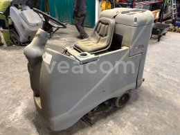 Online aukce:  NILFISK BR/800S