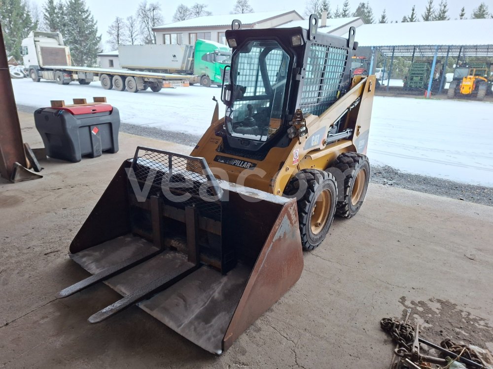 Online auction: CATERPILLAR  CAT 226 B3 4X4