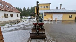 Online aukce: TAKEUCHI  TB 228 + KIPPMOTOR RADLINER + MUSTANG GRP 150CH