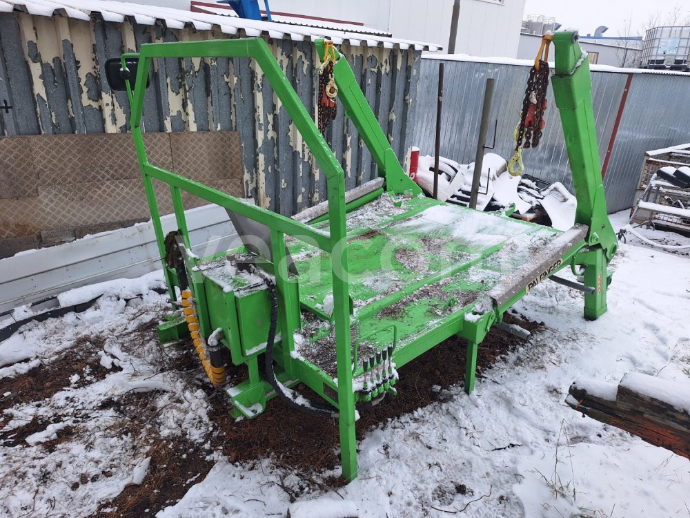 Online auction:  PALFINGER P2T-T