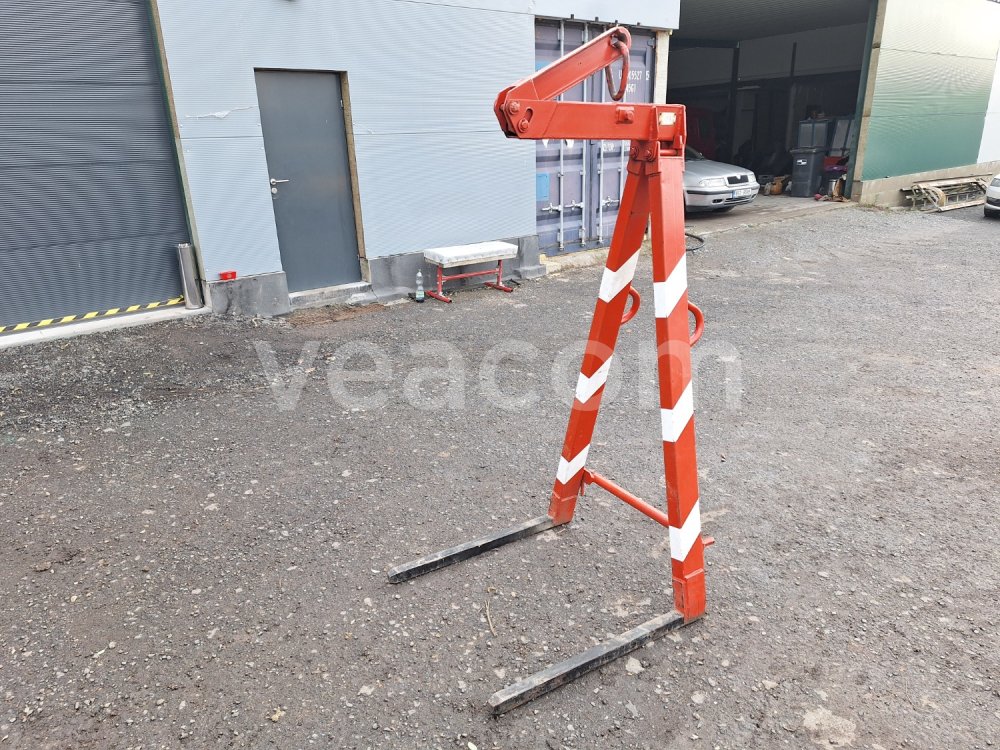 Online auction:  JEŘÁBNÍ VIDLE