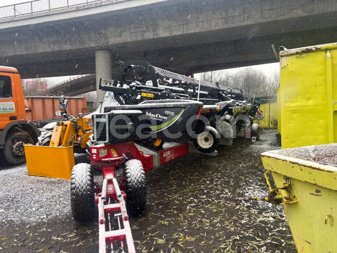 Інтернет-аукціон: MACDON  FD135