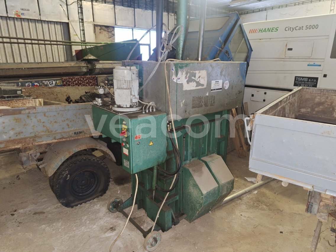 Online aukce:   KONVETA HLP-7 DVOUKOMOROVÝ HYDRAULICKÝ LIS