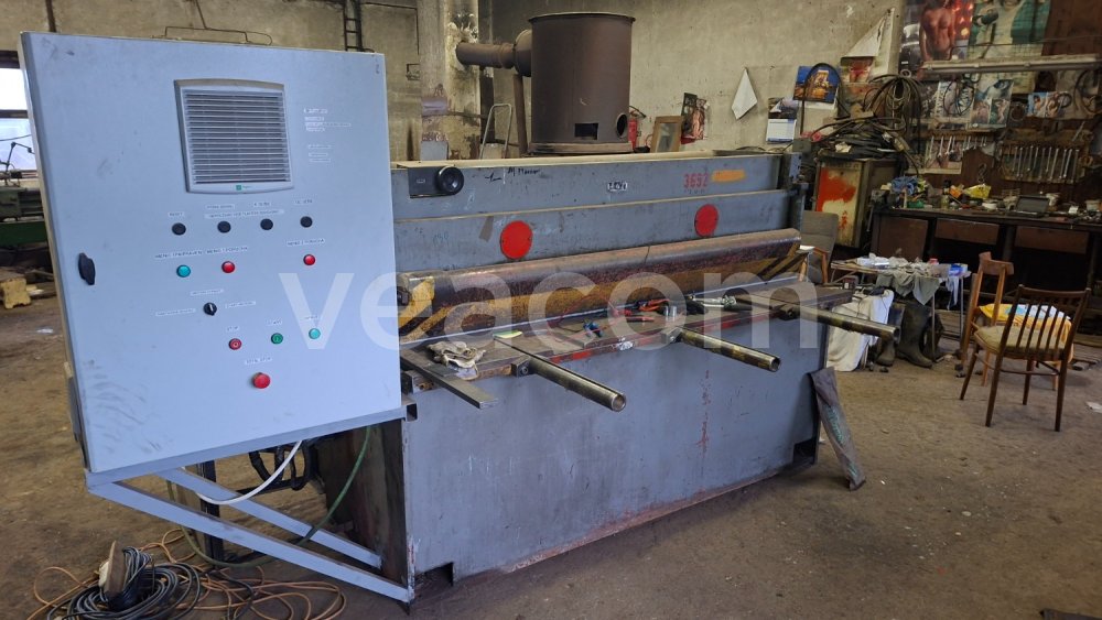 Интернет-аукцион:  STROJARNE PIESOK NTC 2000/4 NŮŽKY NA PLECH