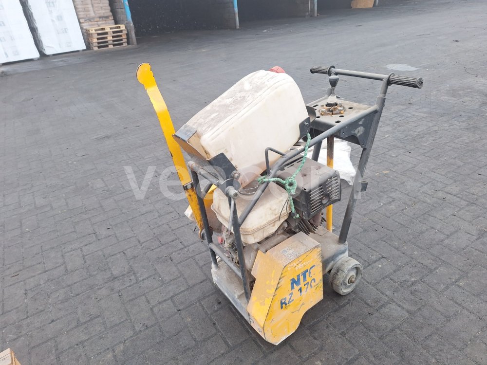 Aukcja internetowa: NTC  RZ 170