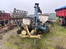 Online auction:   KINZE 2000