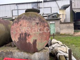 Online auction:   NÁDRŽ NA TOPNÝ OLEJ