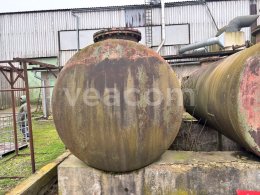 Online auction:   NÁDRŽ NA TOPNÝ OLEJ