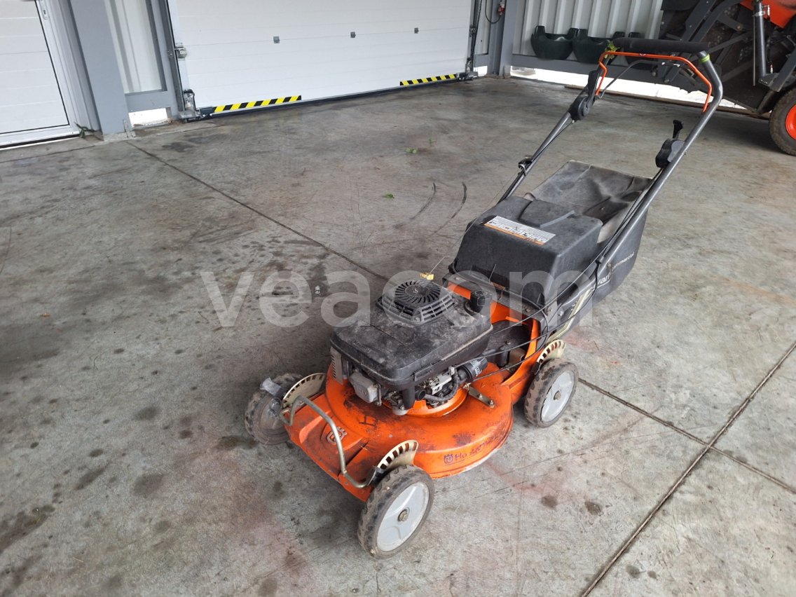 Online aukce: HUSQVARNA  W53 SV