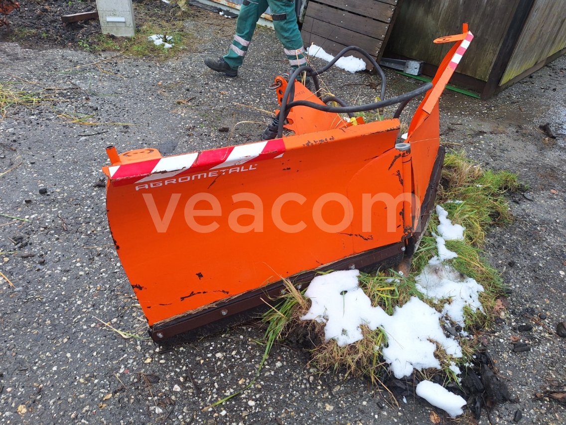 Online aukce: AGROMETALL  SR M 1800