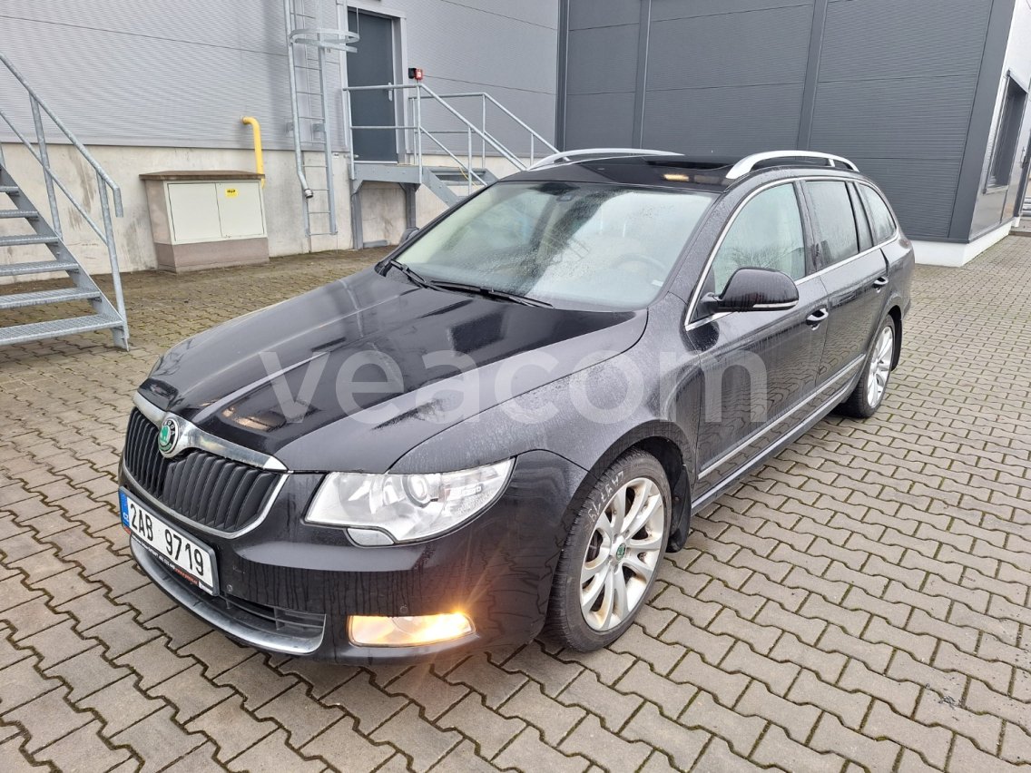 Online aukce: ŠKODA  SUPERB 4X4