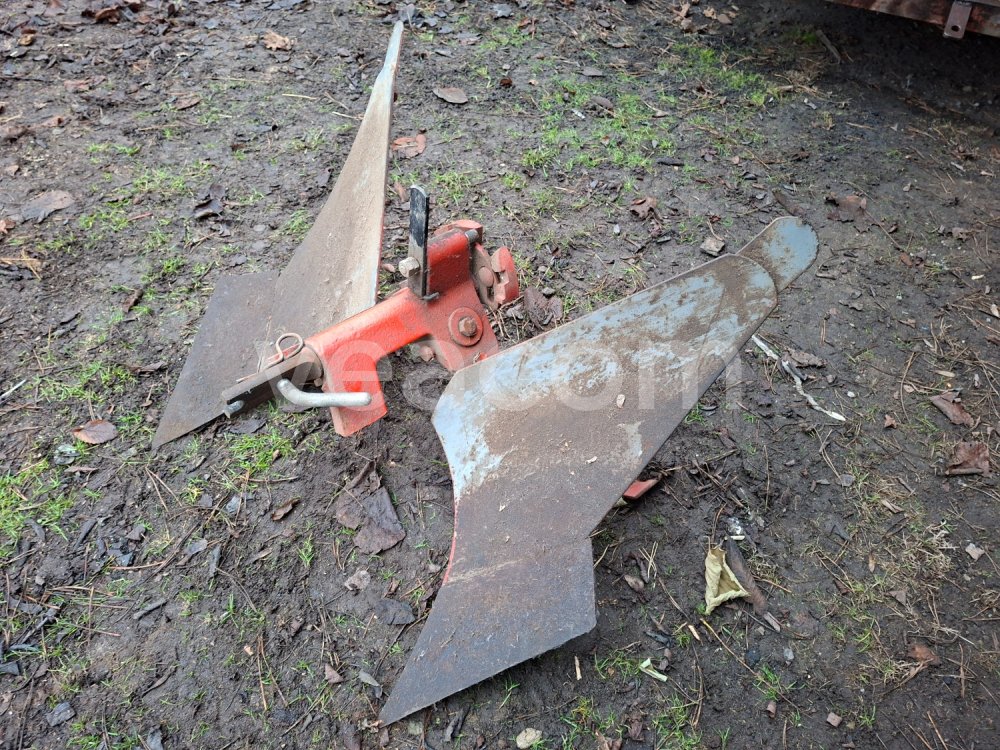 Online aukce: VARI  OBOUSTRANNÝ PLUH  AGROSTROJ JIČÍN APH-352